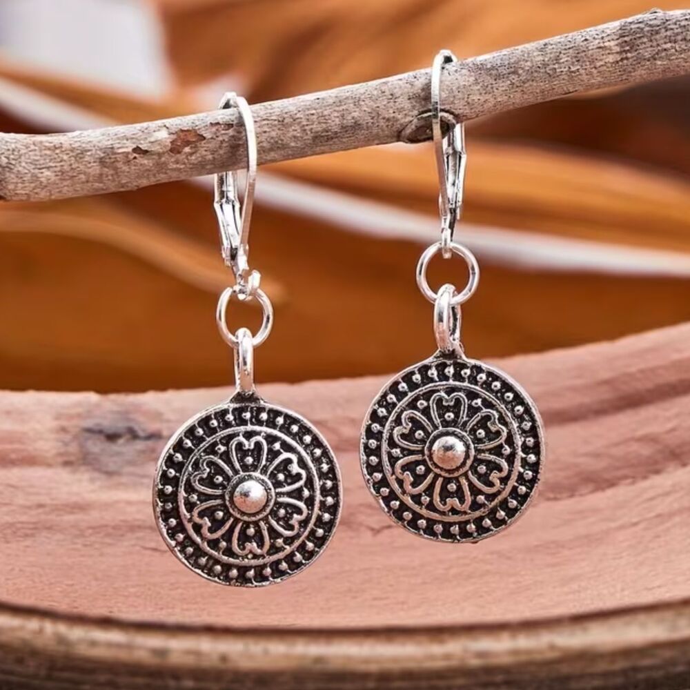 Silver Clover Drop Round Pendant Earrings Vtg Style Dangle Charm Boho Leverback